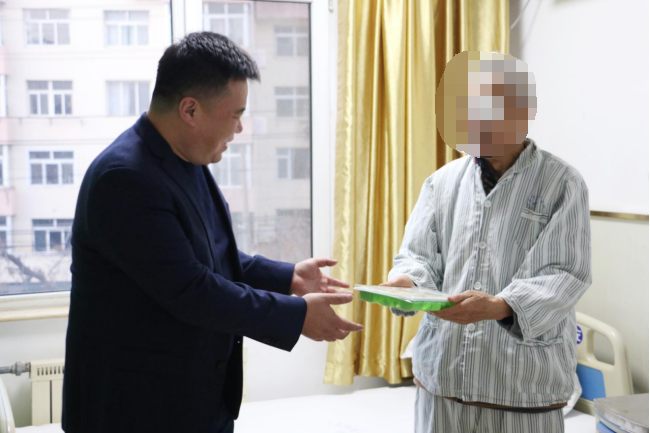 冬至佳節 情暖人心 | 青島華廈眼科“暖心餃子”進病房，讓醫療服務更有“溫度”